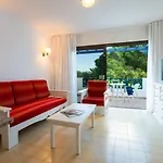 Relaxia Olivina 4*